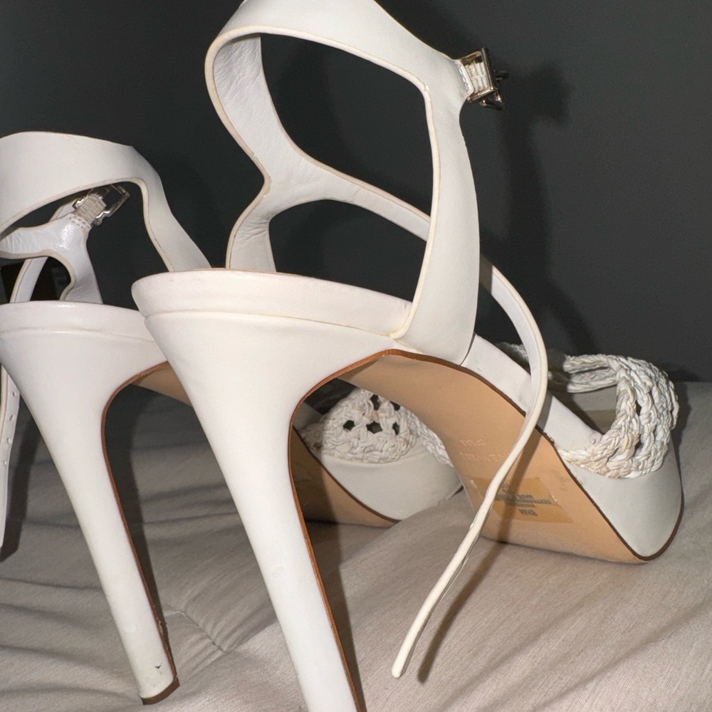 White Nine West